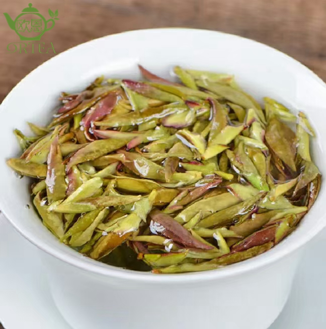 Red Queshe Sheng Puerh Tea Purple Yabao Buds-