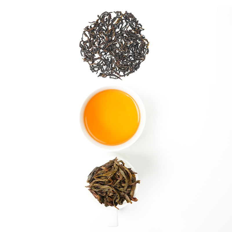 Organic Alpine Cinnamon Single Bush – 1300m Cloud Forest – Cinnamon notes and peach sweetness, mineral silky mellowness, soft and rich infusion, the aroma and flavor change dramatically.