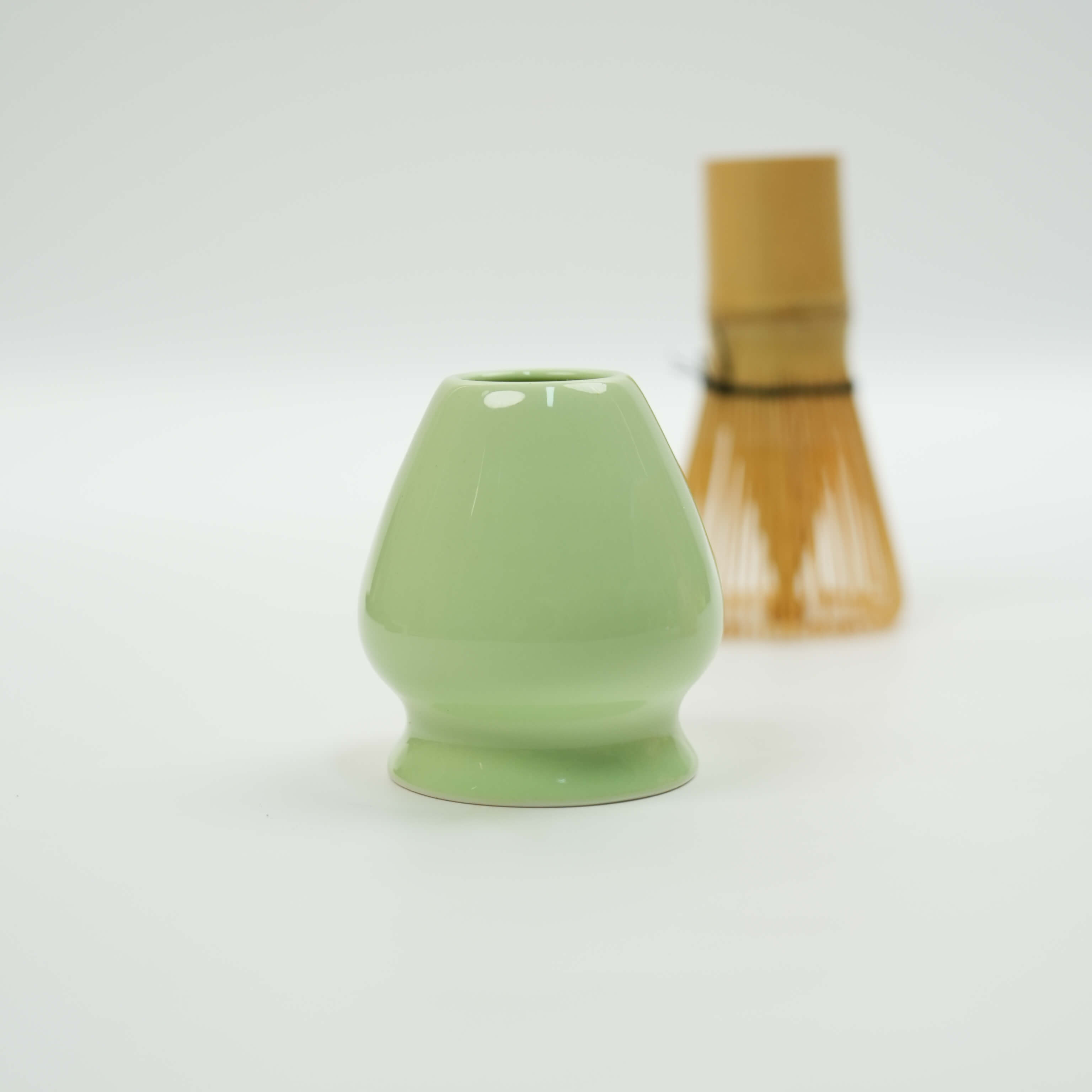 Matcha Whisk Rest: Six Vibrant Shades for Tea Ritual